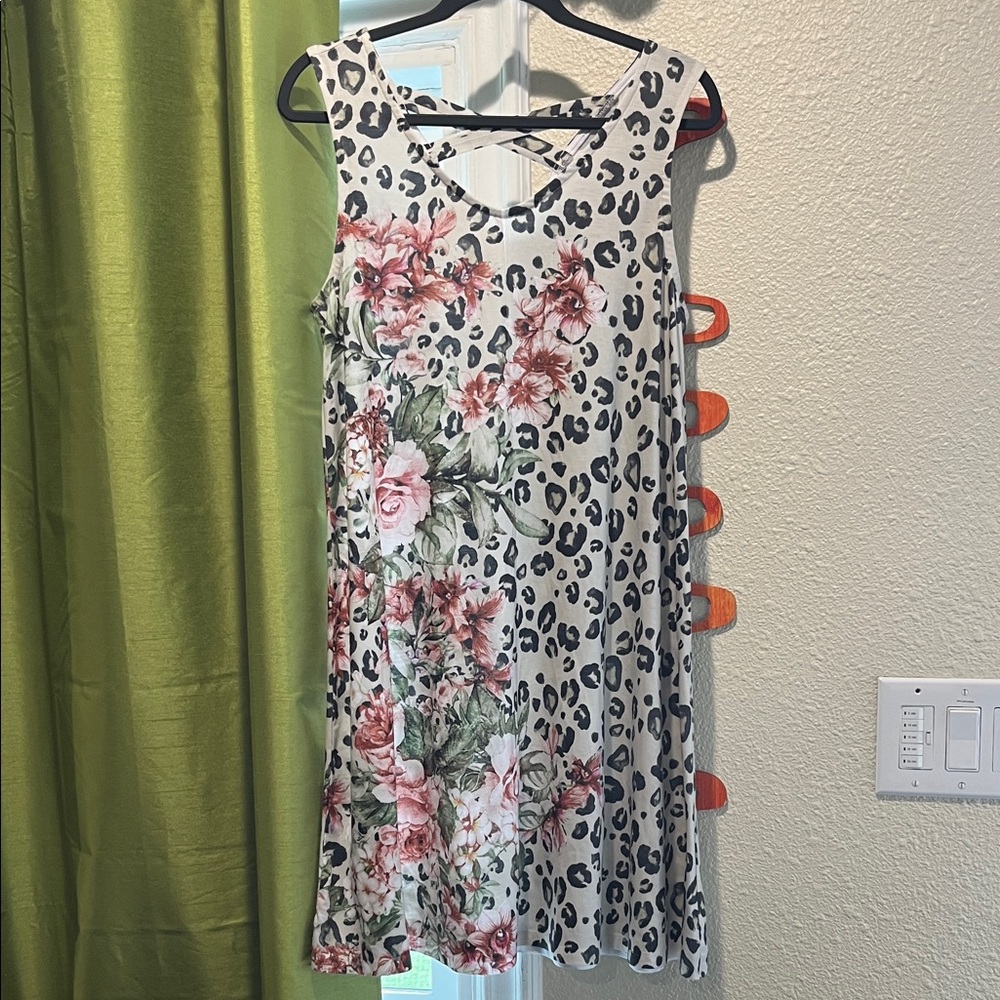 Time and Tru Leopard Floral V-Neck Dress in Ivory with Pink Accents